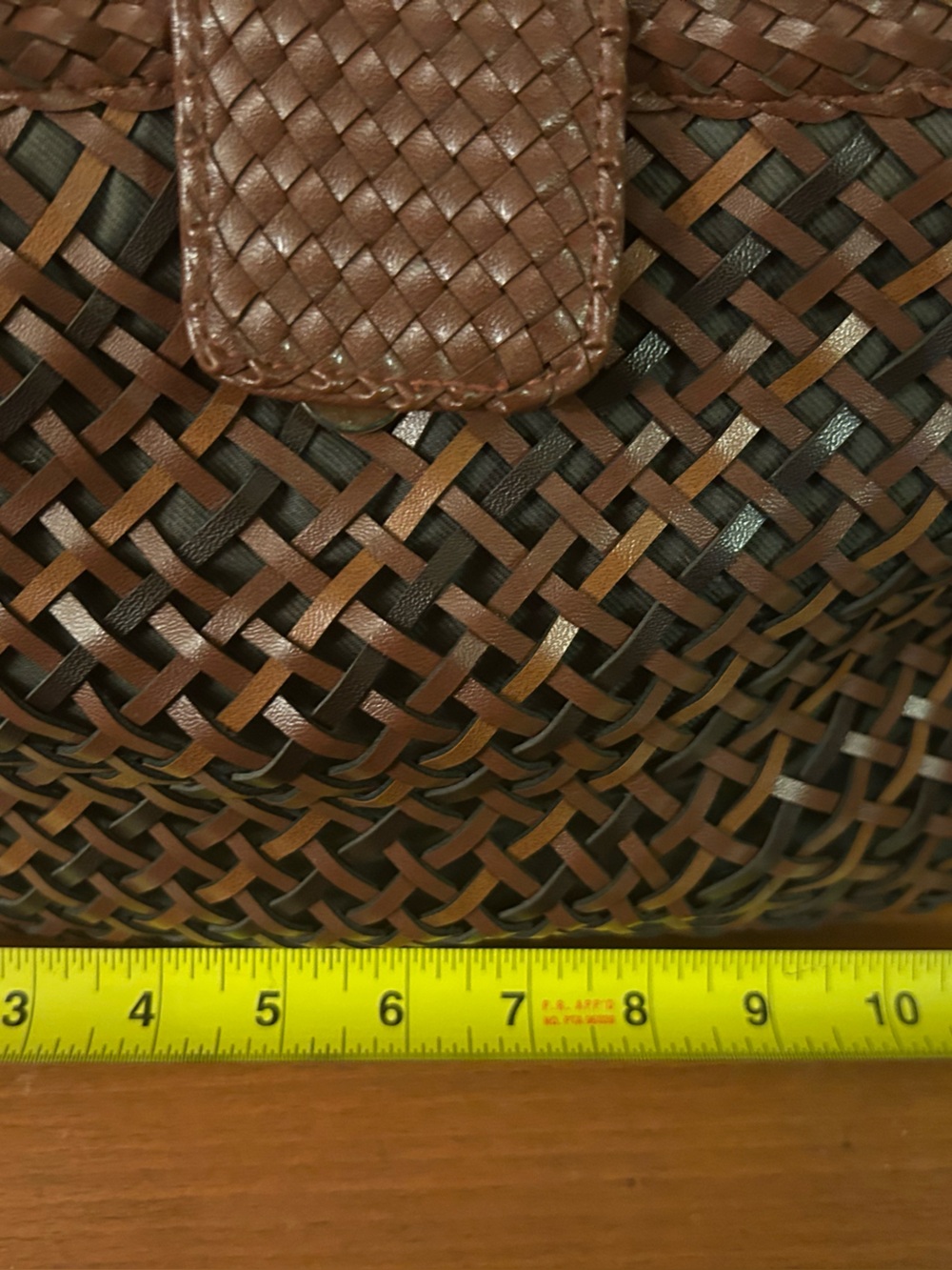 Woven Brown Bag - Stylish Handwoven Design - Picture 3 of 5